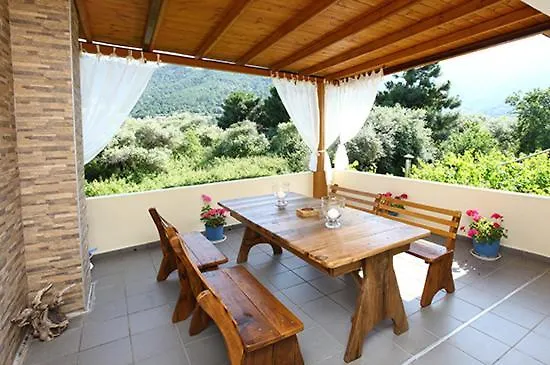 Yanna * Skala Potamia (Thasos)