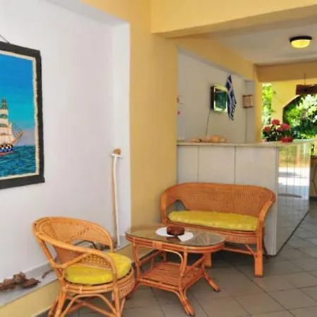 Yanna Apartment *